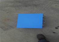 il pacchetto della scatola di legno di 1600mm ha utilizzato la saldatrice del nastro trasportatore con il gruppo di regolazione automatico che lavora al sito