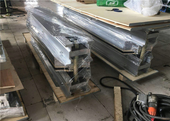 Unità di vulcanizzazione digitale per giunzioni di cinghie con controllo di temperatura e pressione con intervallo di temperatura 0-300°C per garantire il processo di vulcanizzazione